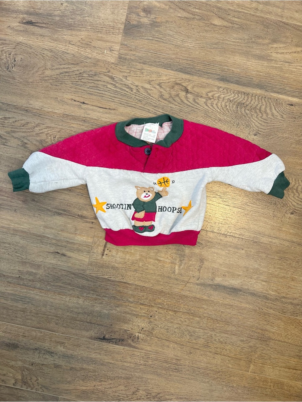 VNTG 90s Baby Basketball Teddy Bear‎ Sweatshirt